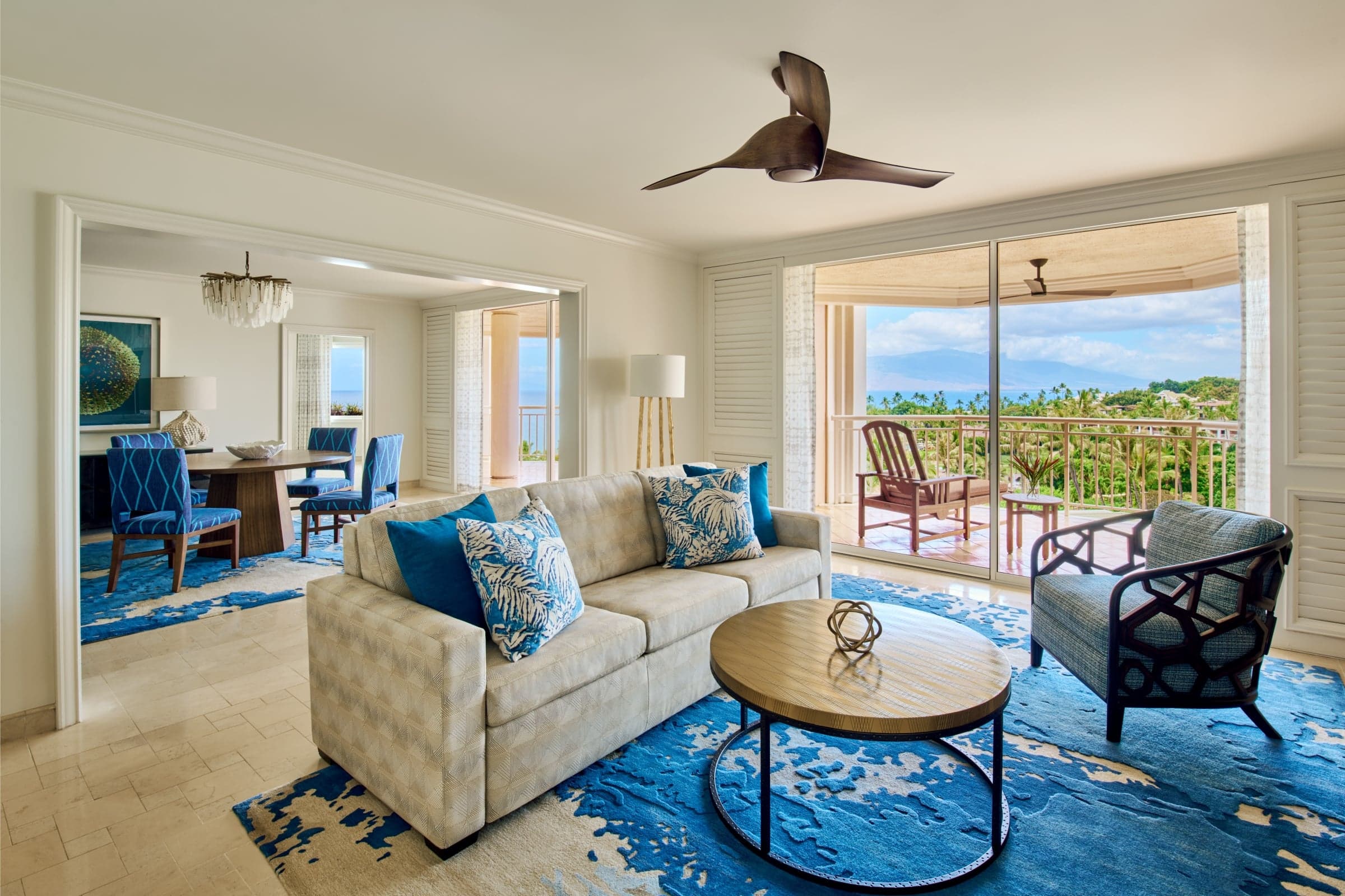 Deluxe Suite living room at Grand Wailea
