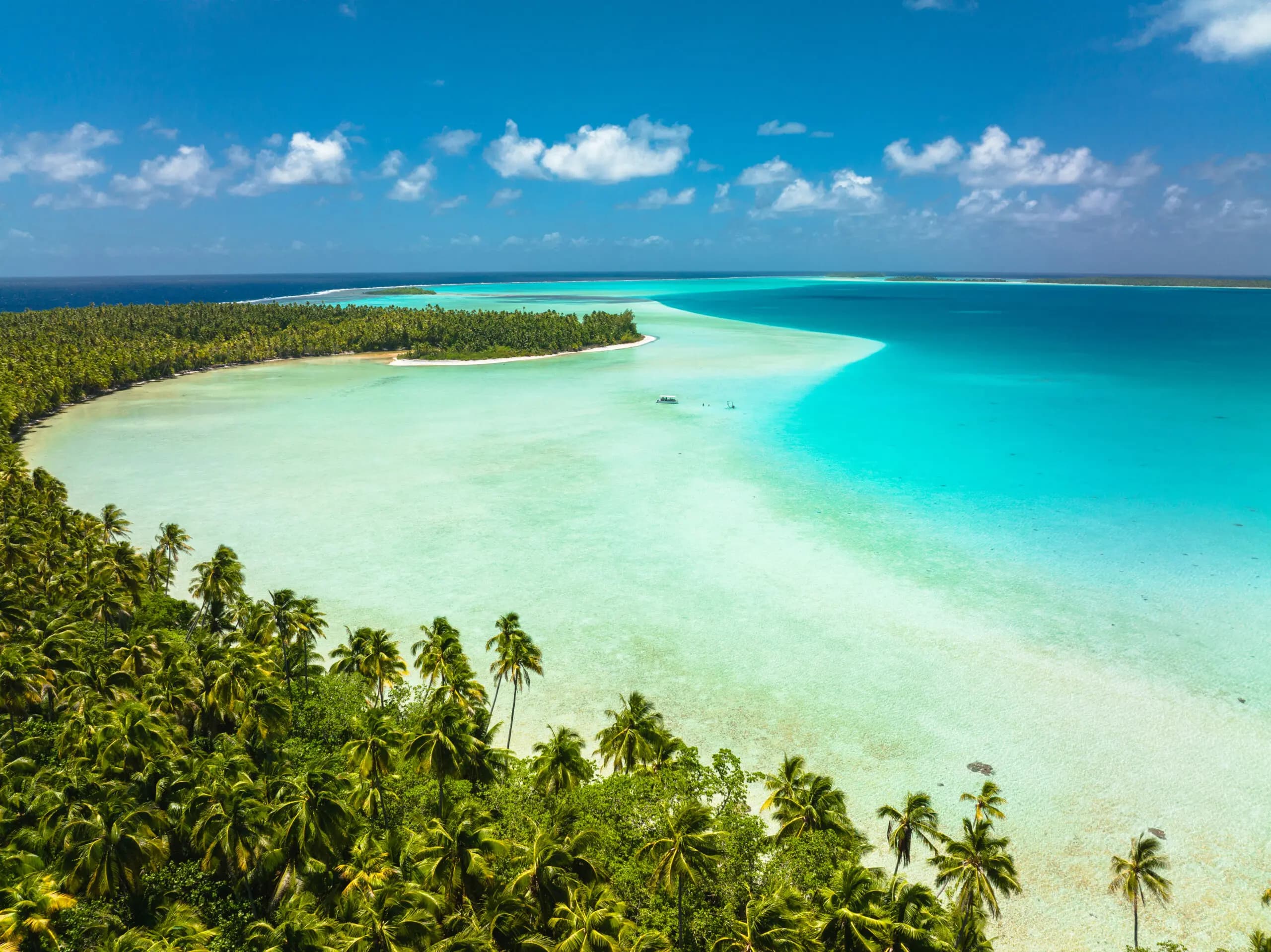 Drone view of Onetahi motu and lagoon