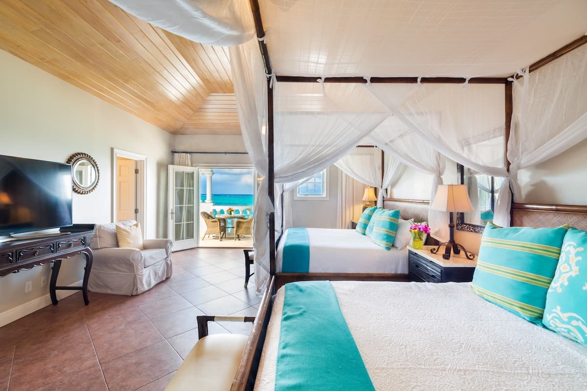 Ocean view and beach at Beach Villa Paprika