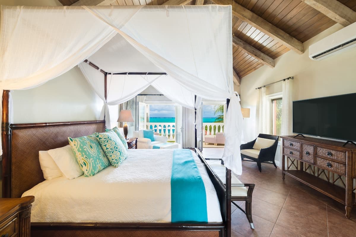 Private pool at Beach Villa Paprika